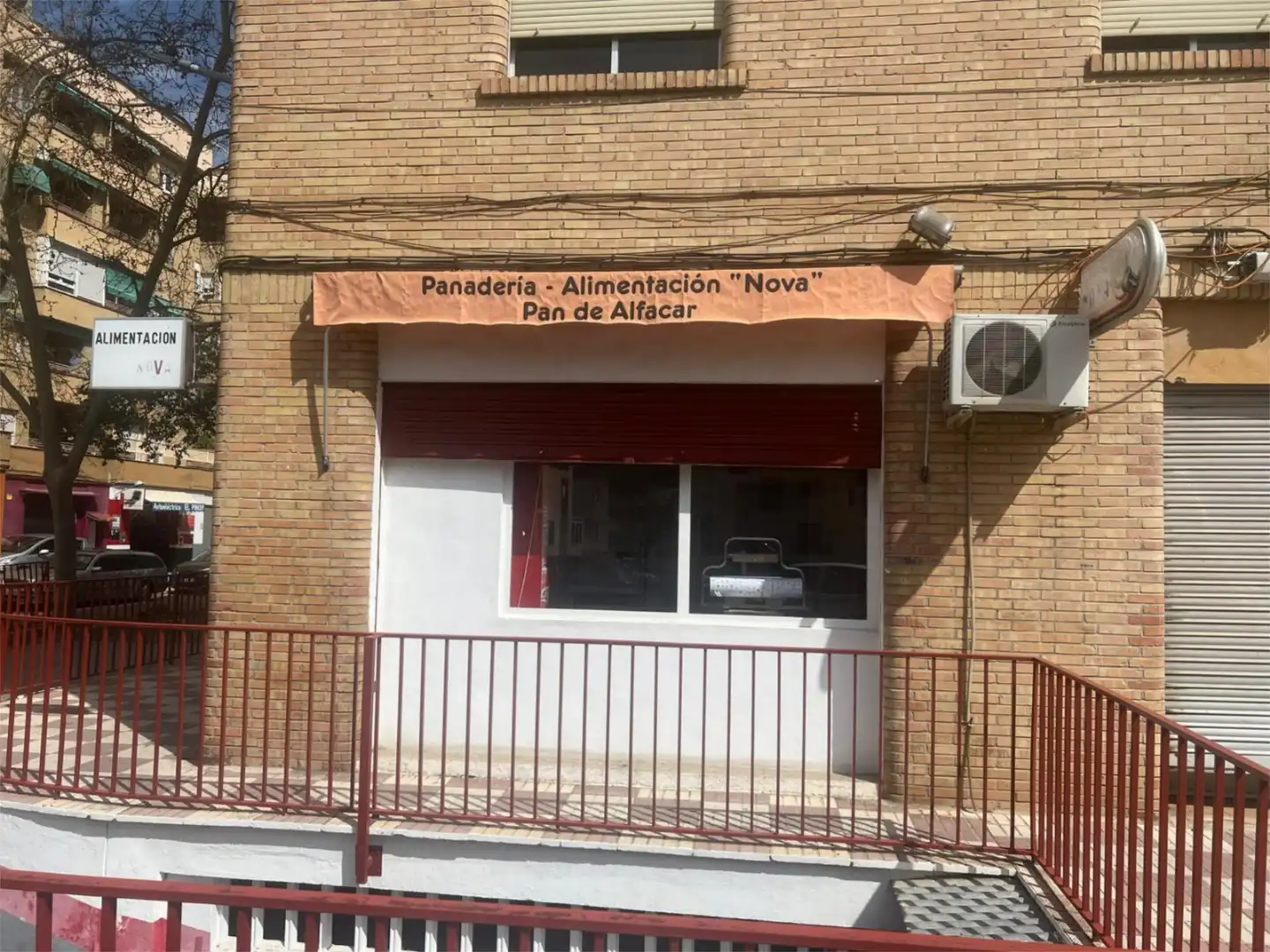 Local comercial en  Calle el Calar 86 - Foto 4