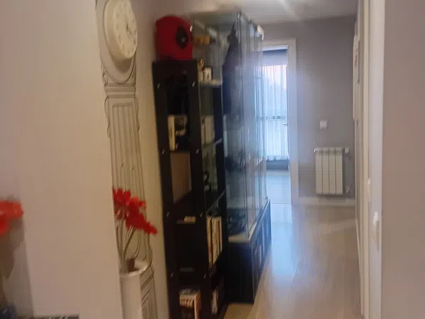 Piso en calle Eugenio Serrano, 22