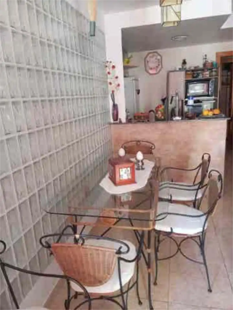 Apartamento en Reyes Católicos - Foto 1