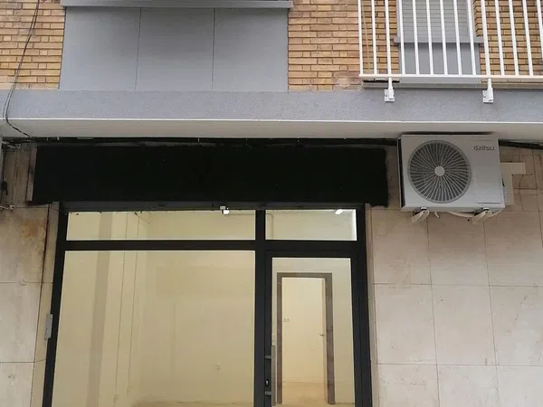 Local en Calle de Bellaterra, La Gavarra, La Gavarra - Foto 14