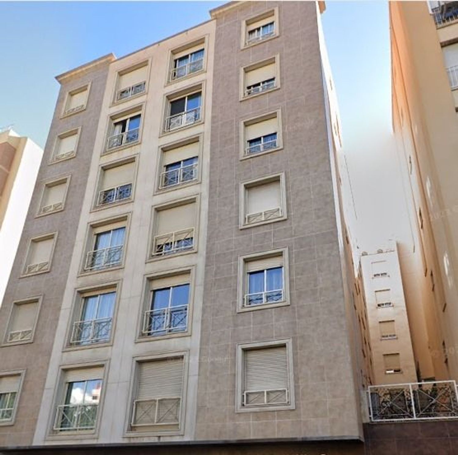 Piso en avenida de Carlos Haya, 5 - Foto 1