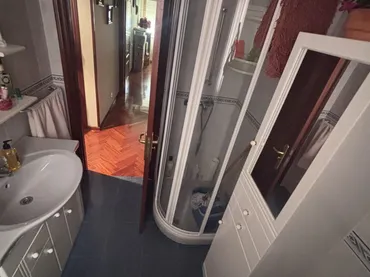 Piso en  Rúa Emilio González López 22 - Foto 5