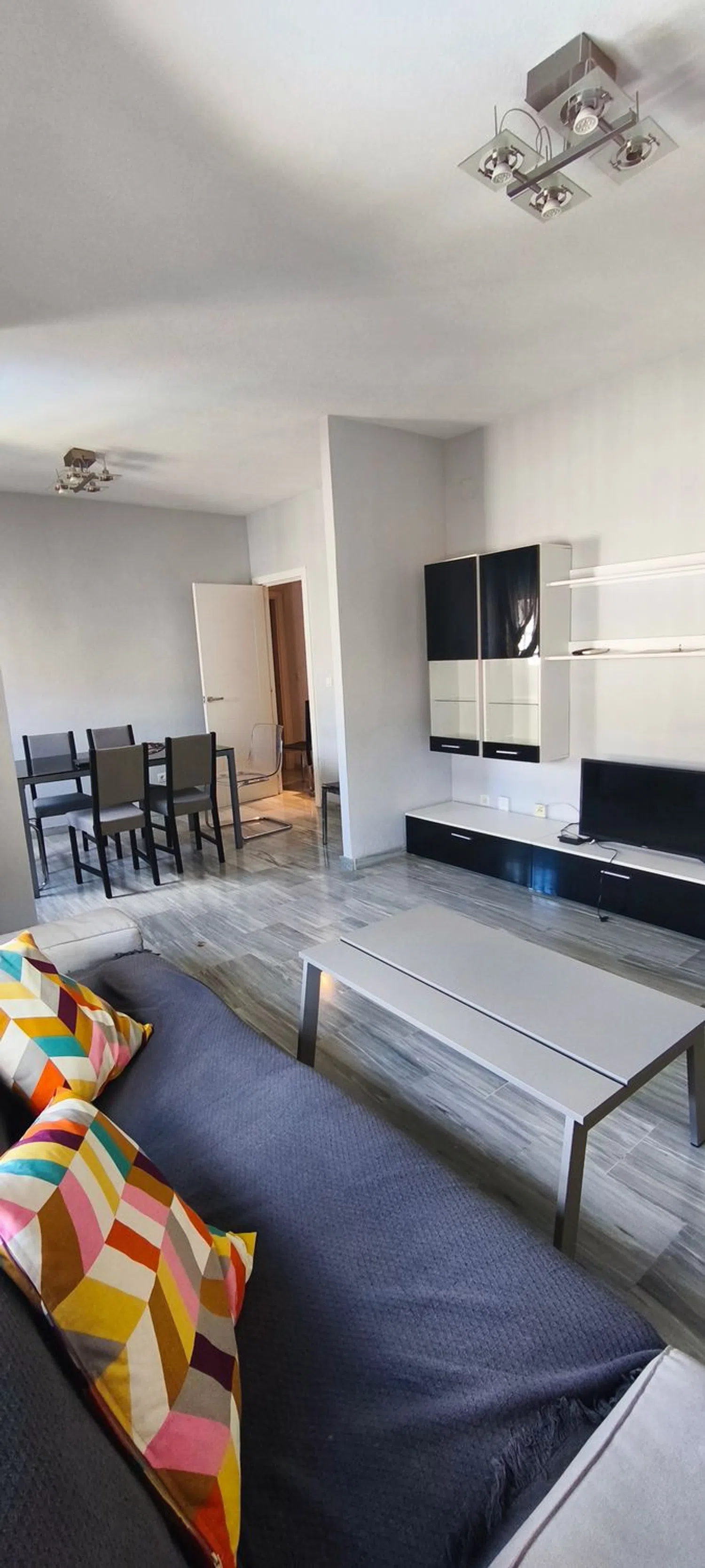 Piso en avenida de las Ciencias, 10 - Foto 1