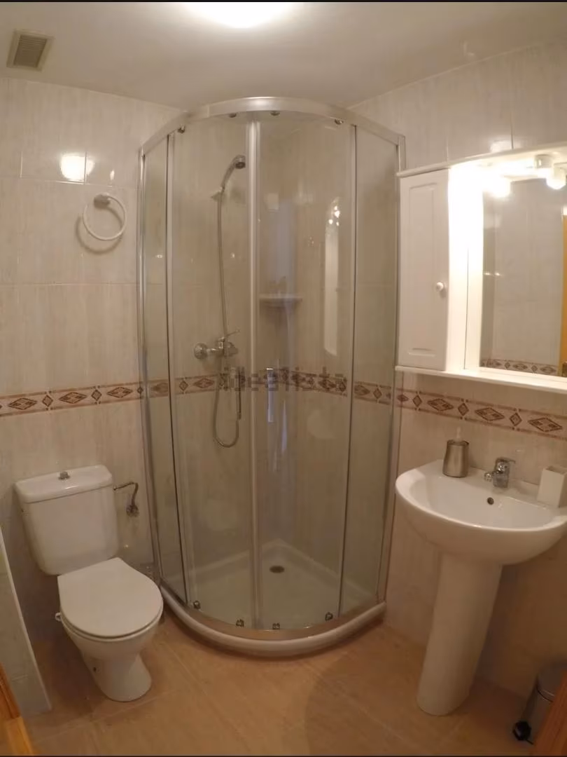 Piso en  Avenida Pintor Pedro Cano 53 - Foto 17