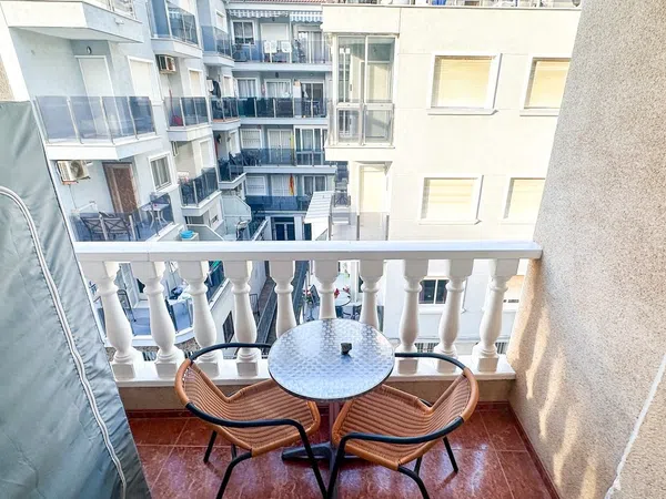 Piso en Calle Arquitecto Larramendi, 18, Avenida Habaneras - Curva de Palangre - Foto 2