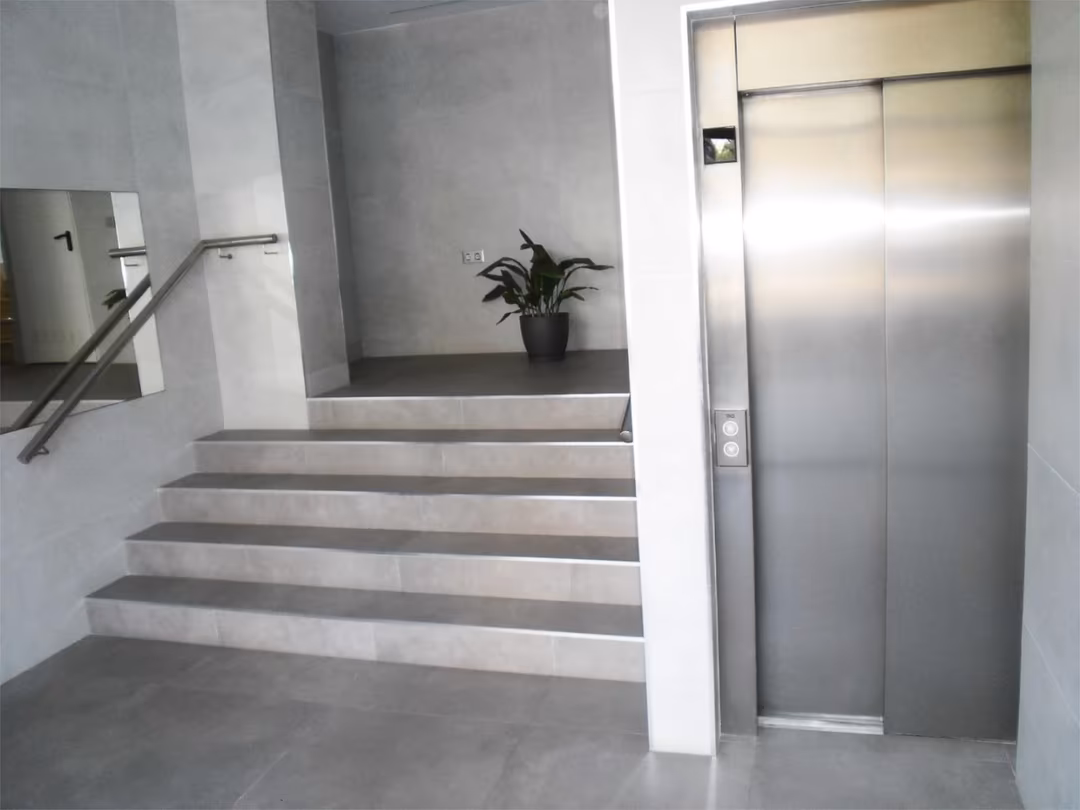 Piso en  Avinguda del General Avilés 59 - Foto 6