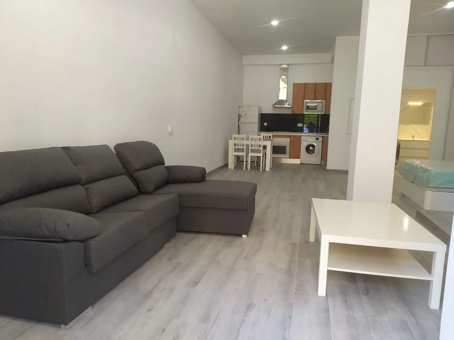 Piso en calle Héroe de Sostoa, 31 - Foto 2