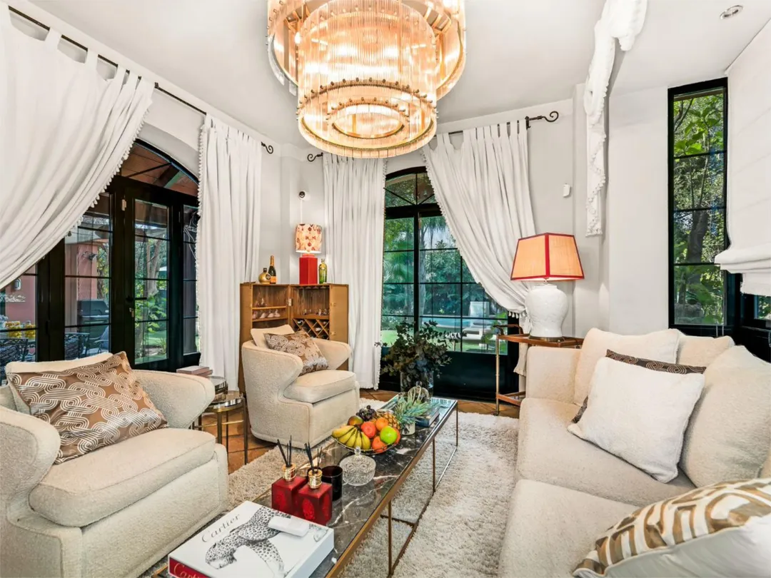 Casa adosada en  Avenida Mimosas las 188 - Foto 5