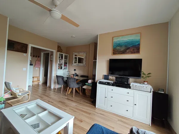 Piso en calle Tolerancia, 20 - Foto 1