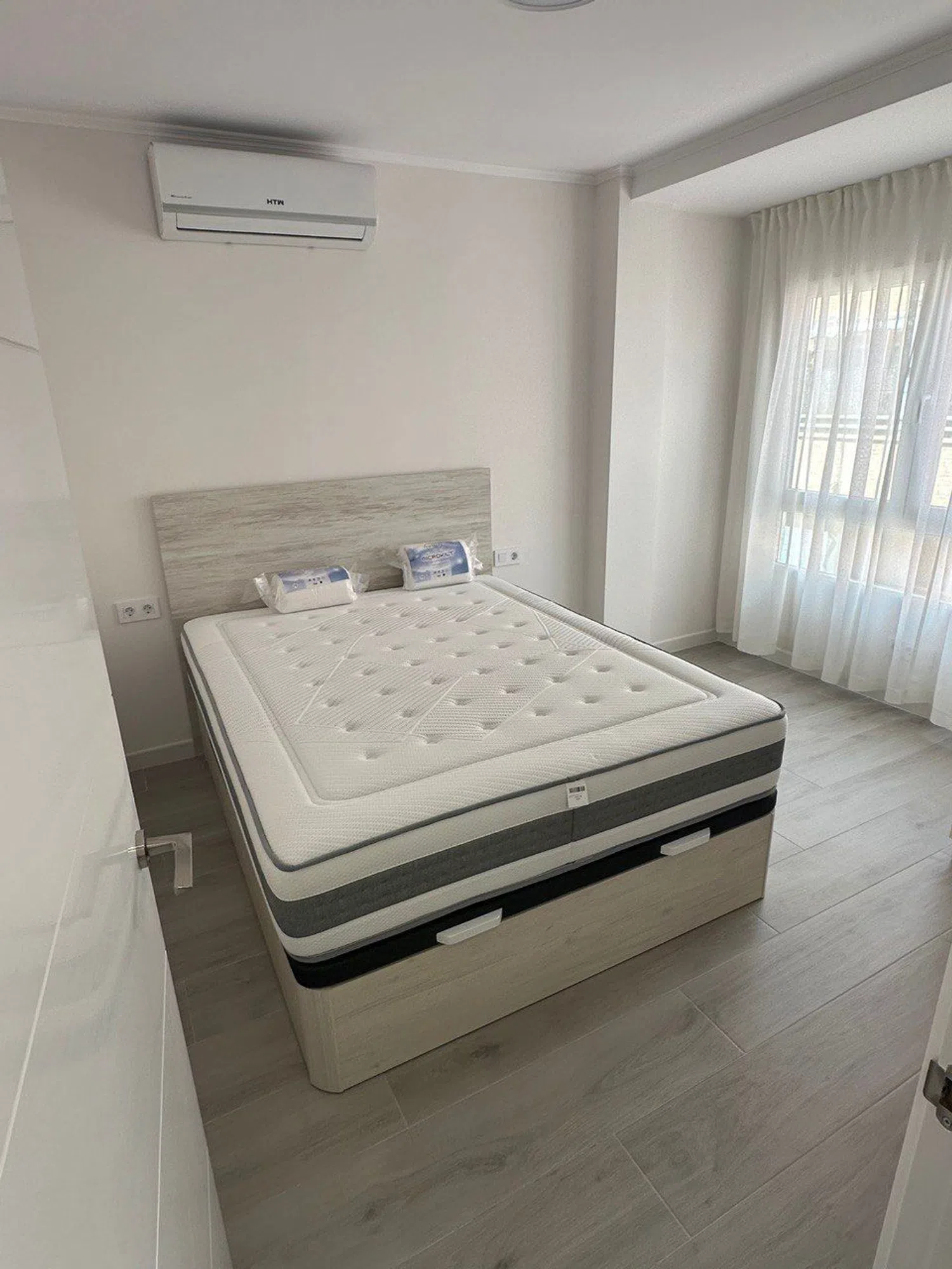 Piso en calle Teniente Llorca, 22 - Foto 4