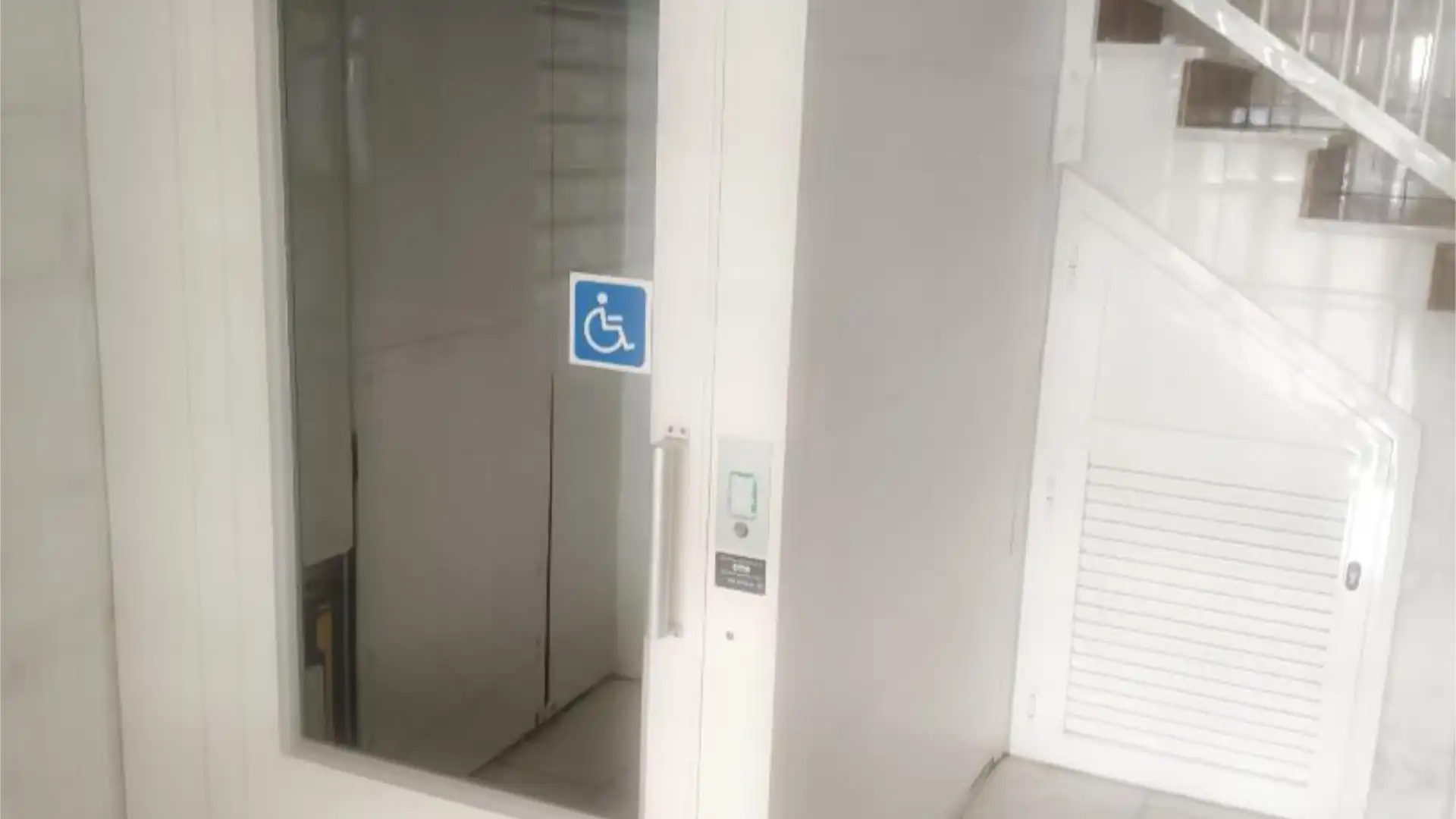 Piso en  Avenida del Puerto 46 - Foto 15