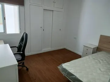 Piso en  Avenida de Medina Azahara 43 - Foto 4