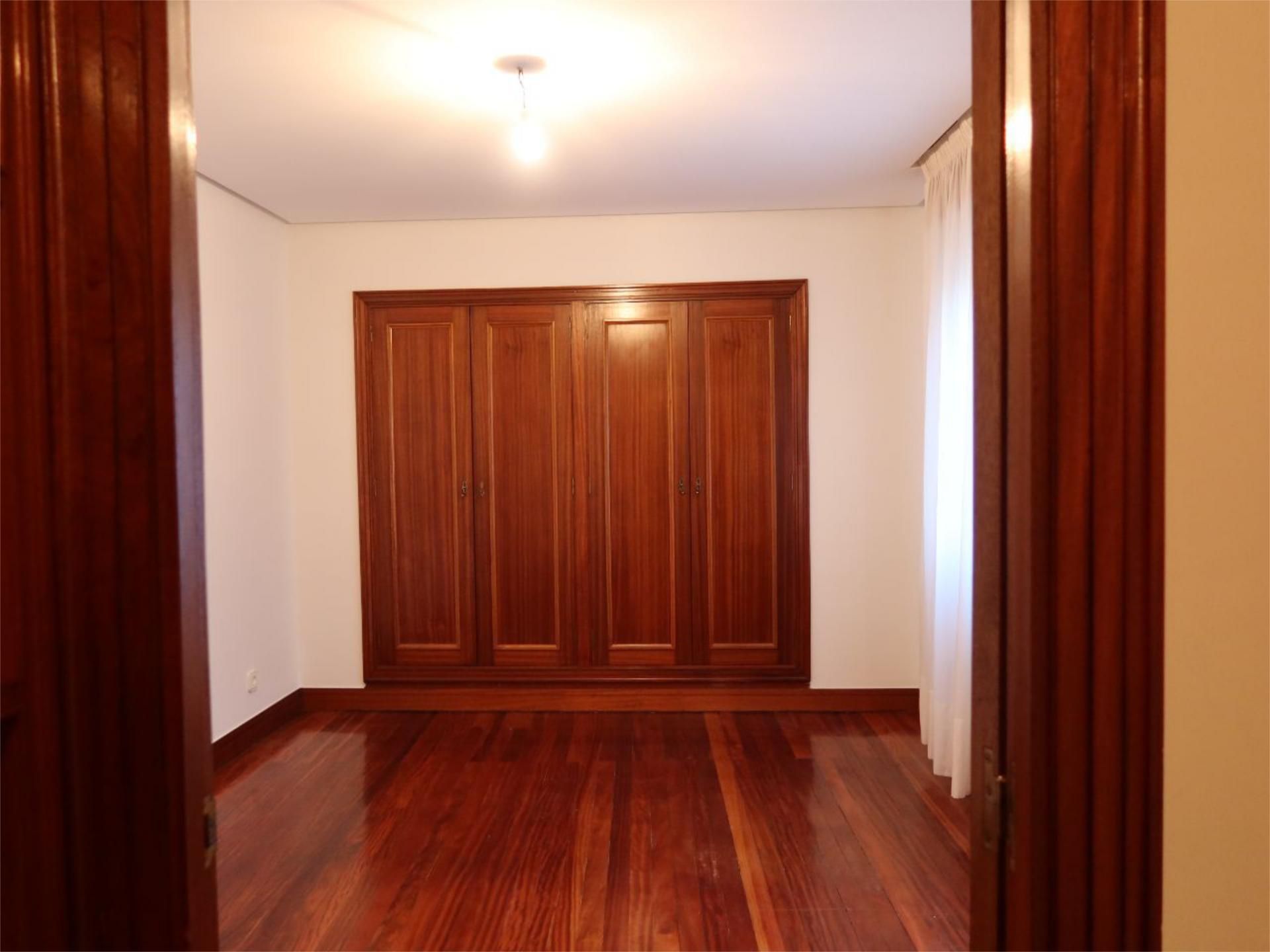 Piso en  Avenida de la Reina Victoria 39 - Foto 19