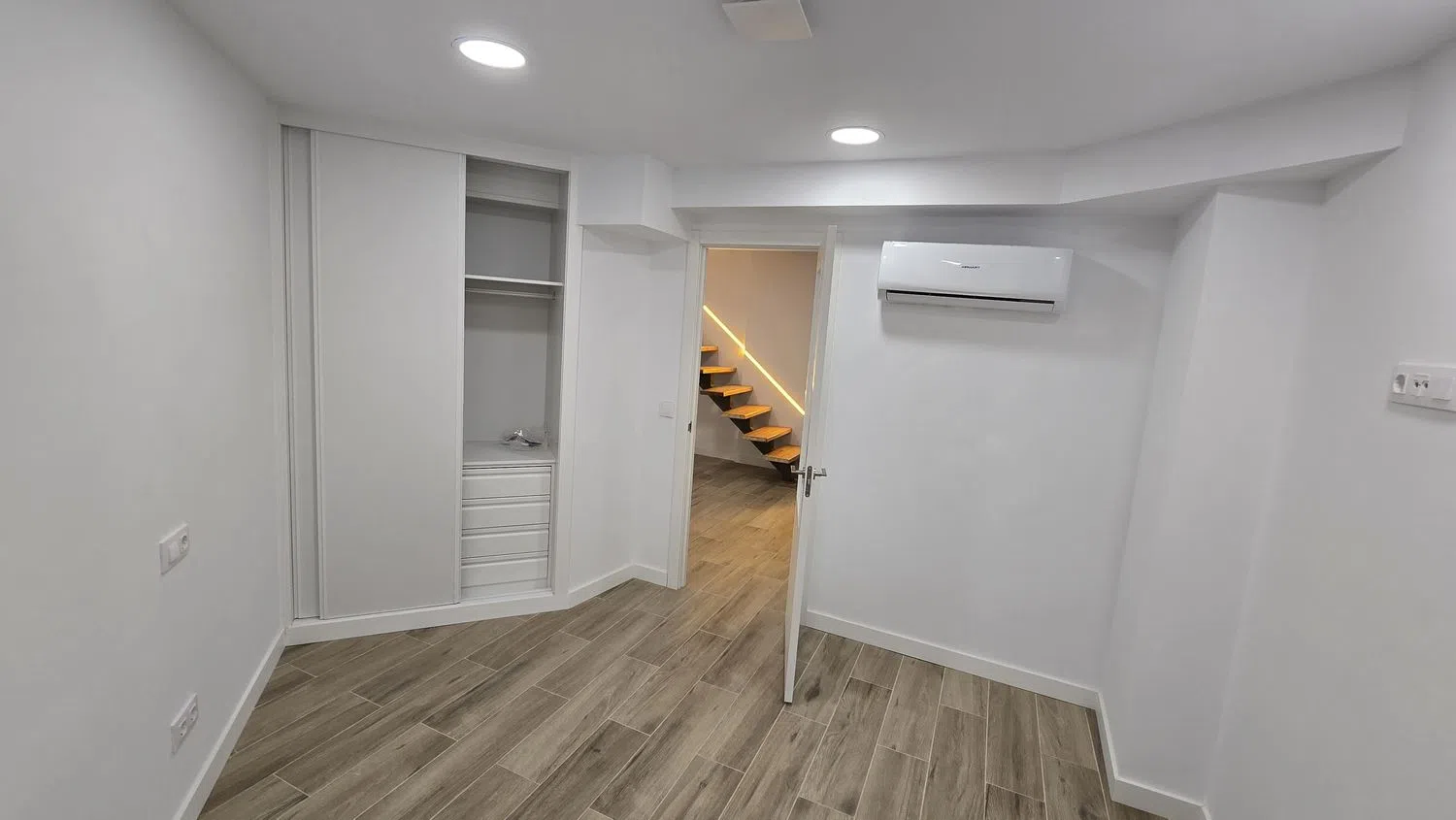 Estudio en calle de Navarra, 24 - Foto 3