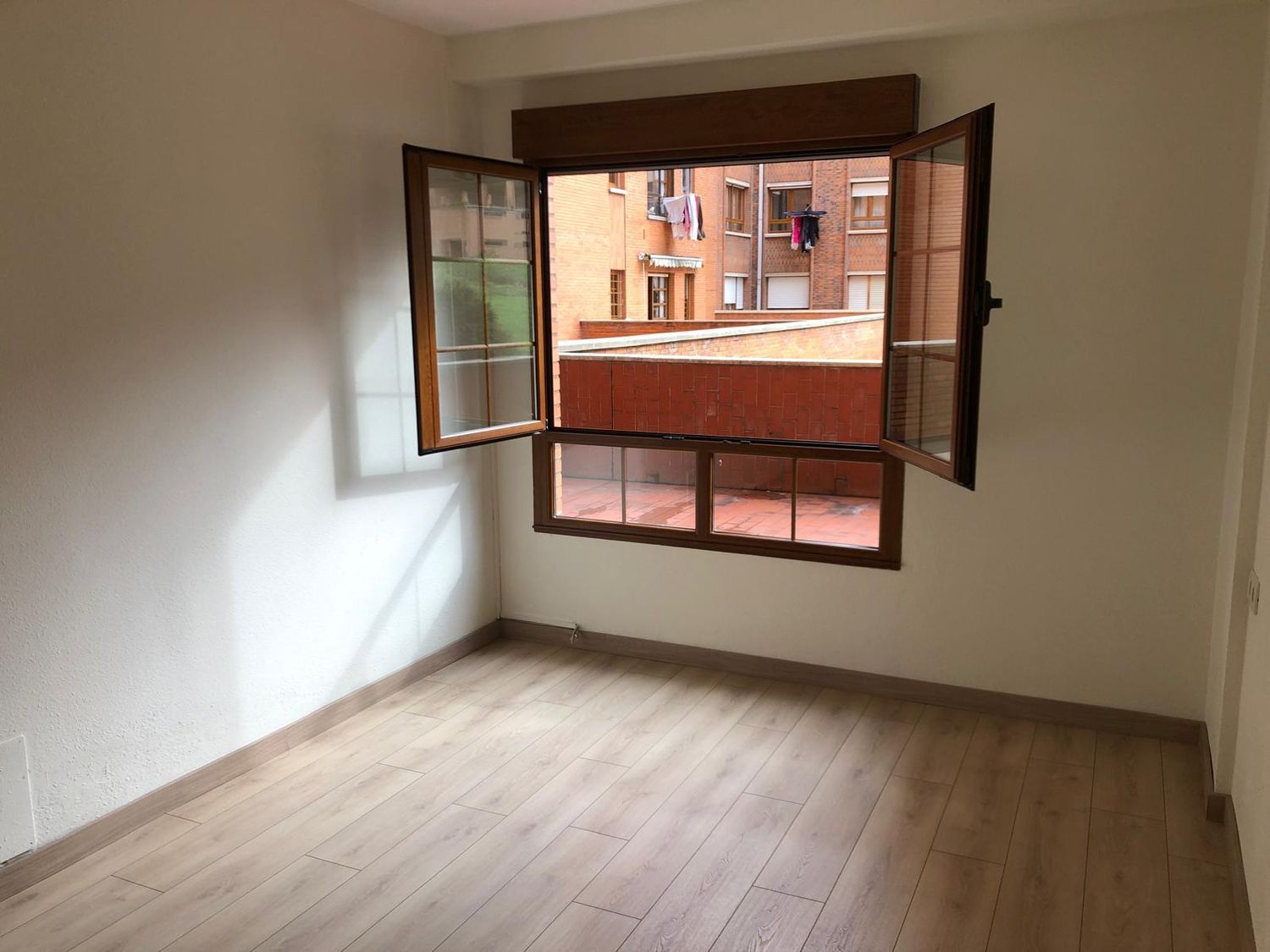 Piso en Calle Fernando Morán, 9 - Foto 4