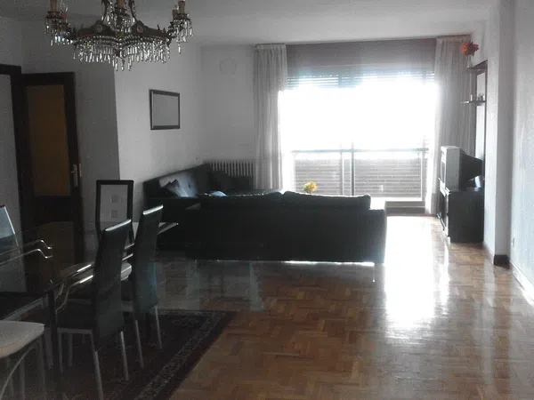 Piso en avenida de Pío XII, 41 - Foto 1
