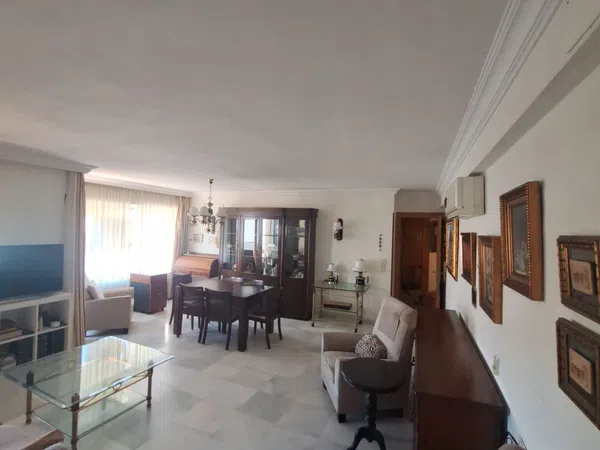 Piso en calle Notario Luis Oliver, 19 - Foto 2