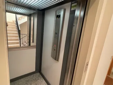 Piso en  Carrer Tallada 31 - Foto 6