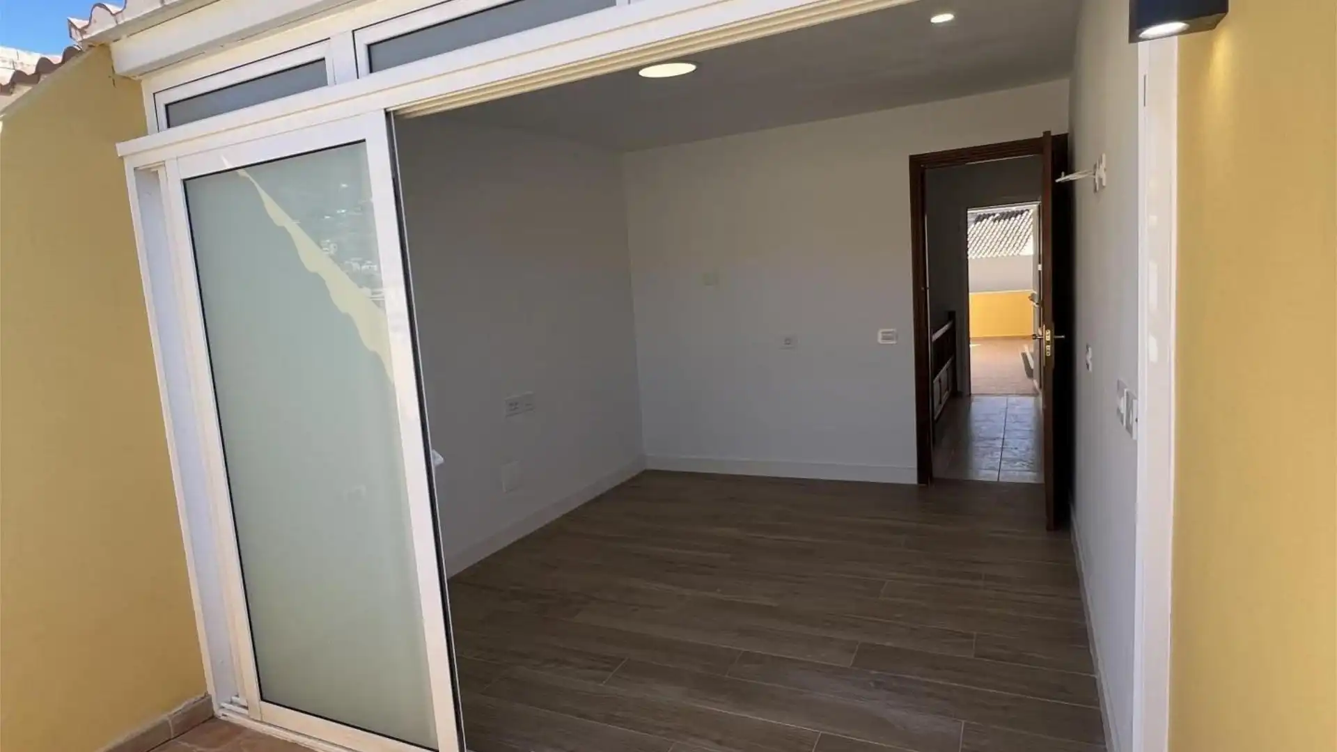 Piso en  Calle Llano Mora 11 - Foto 3