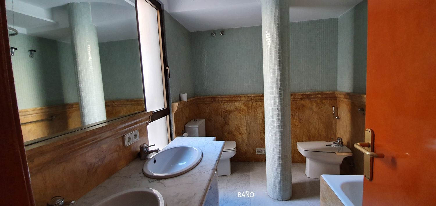 Piso en calle Reyes Católicos, 7 . 4º C - Foto 9