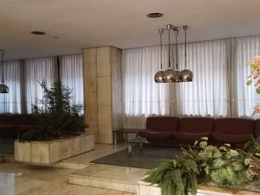 Piso en  Calle de la Infanta Mercedes 92