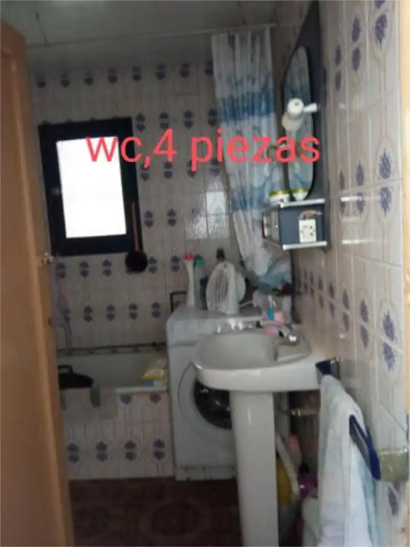 Chalet en pueblo - Foto 8