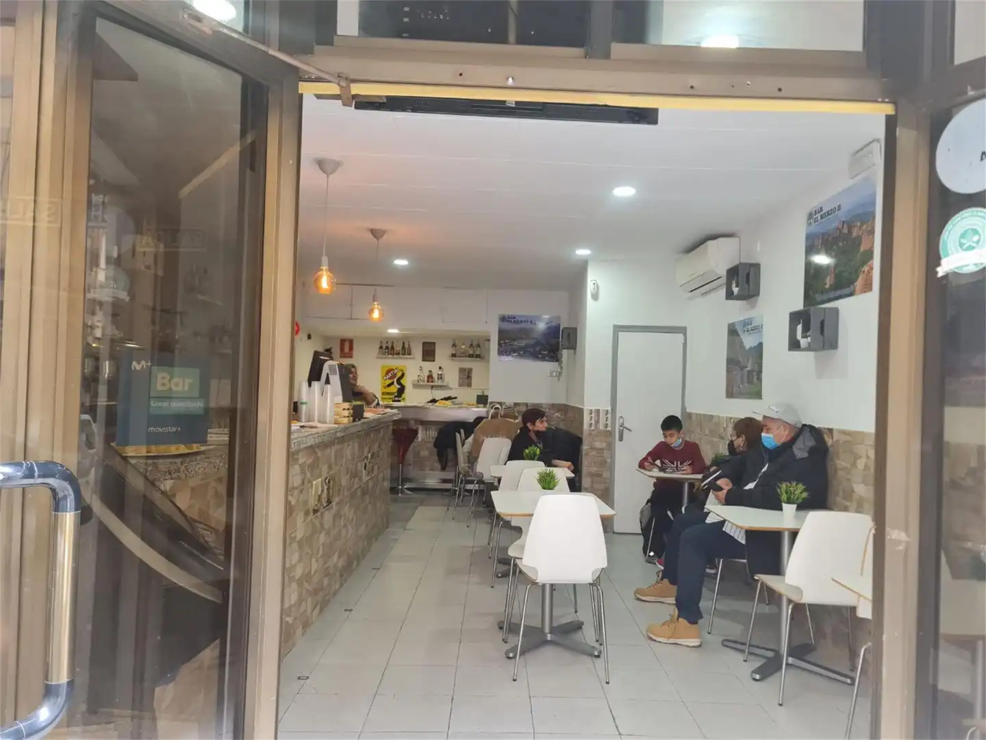 Local comercial en  Carrer de l'Hortènsia - Foto 3
