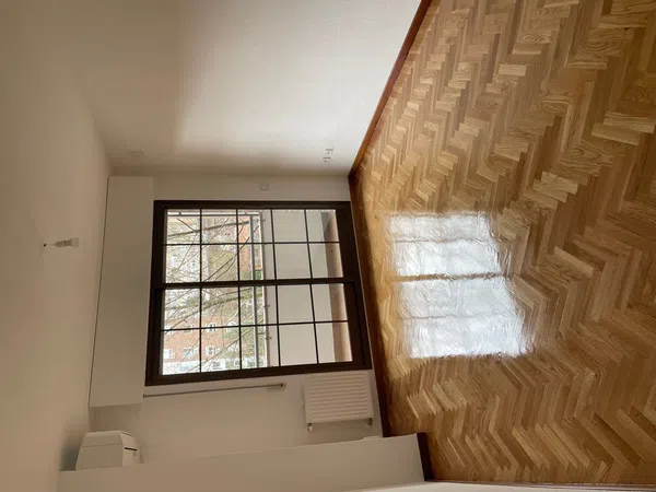 Piso en calle de Querol, 8