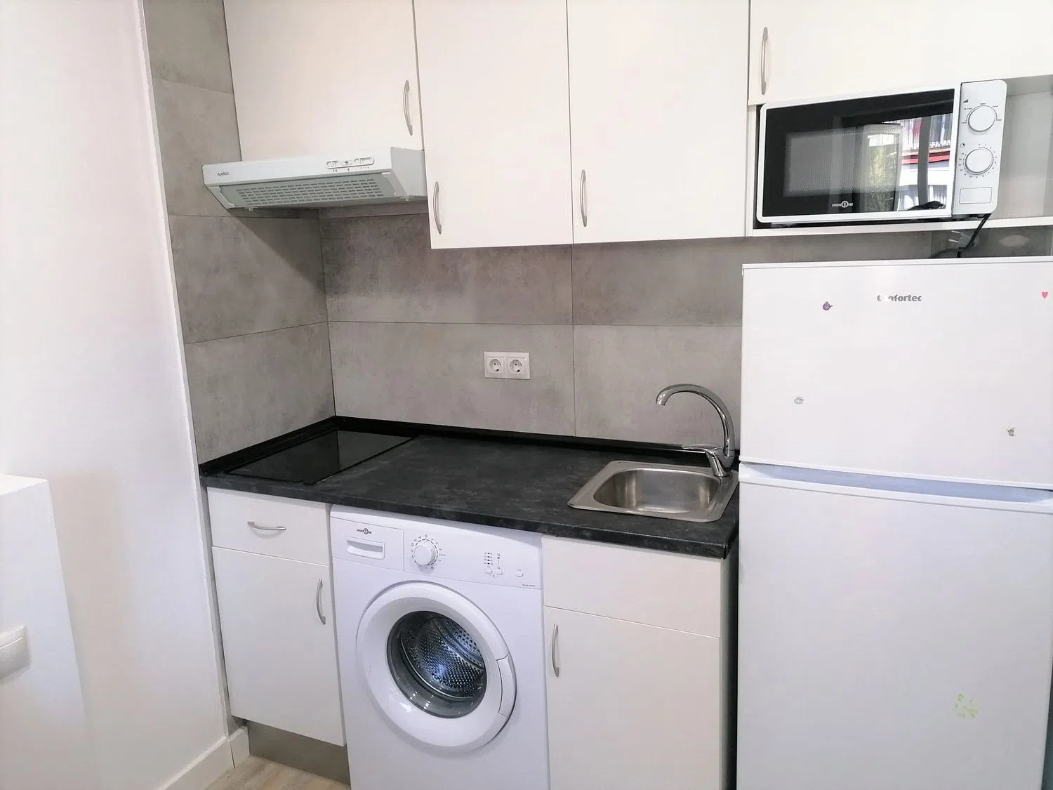 Estudio en calle de Sánchez Preciado, 44 - Foto 9