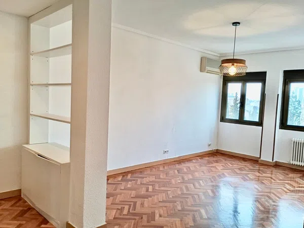 Piso en calle de Arturo Soria, 99