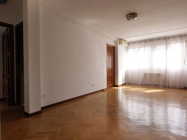 Piso en plaza de la Ciudad de Salta, 4