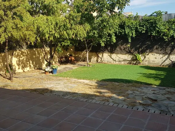 Chalet pareado en Calle Cristina Iglesias, 18, Casco Histórico - Foto 1