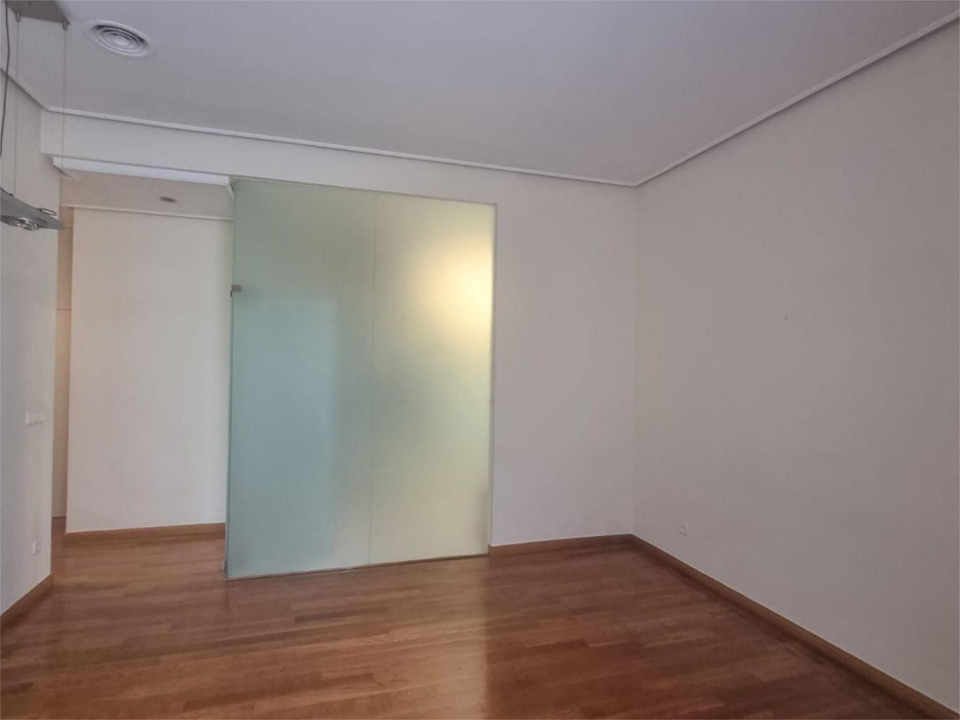 Piso en  Calle Sánchez Madrigal 9 - Foto 3