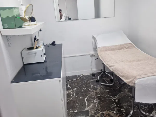 Local en Centro estético en Calle de Sicília, 47, Roc Blanc - Foto 10