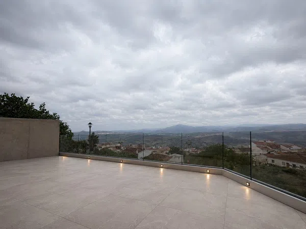 Chalet adosado en Calle los Emigrantes, 16 - Foto 1