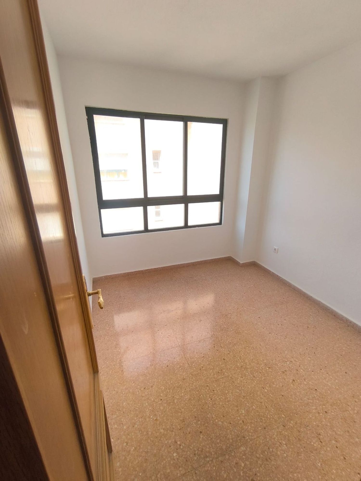 Piso en avenida de les Nacions, 24 - Foto 8