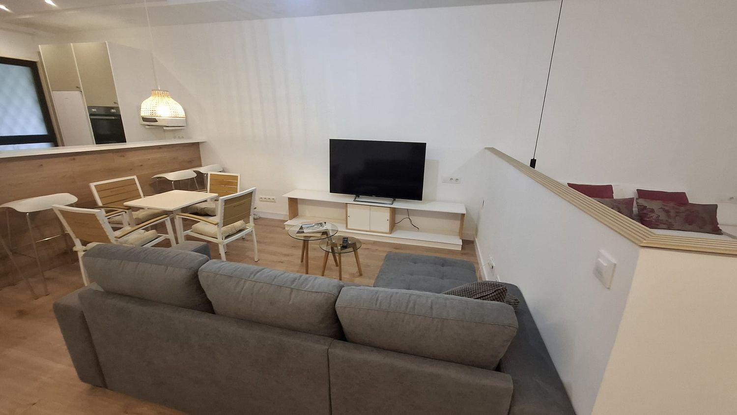 Estudio en plaza Salesiano Don Ubaldo, 9 portallocal - Foto 3