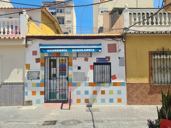 Chalet adosado en Calle Arganda, 60, Huelin - Foto 1
