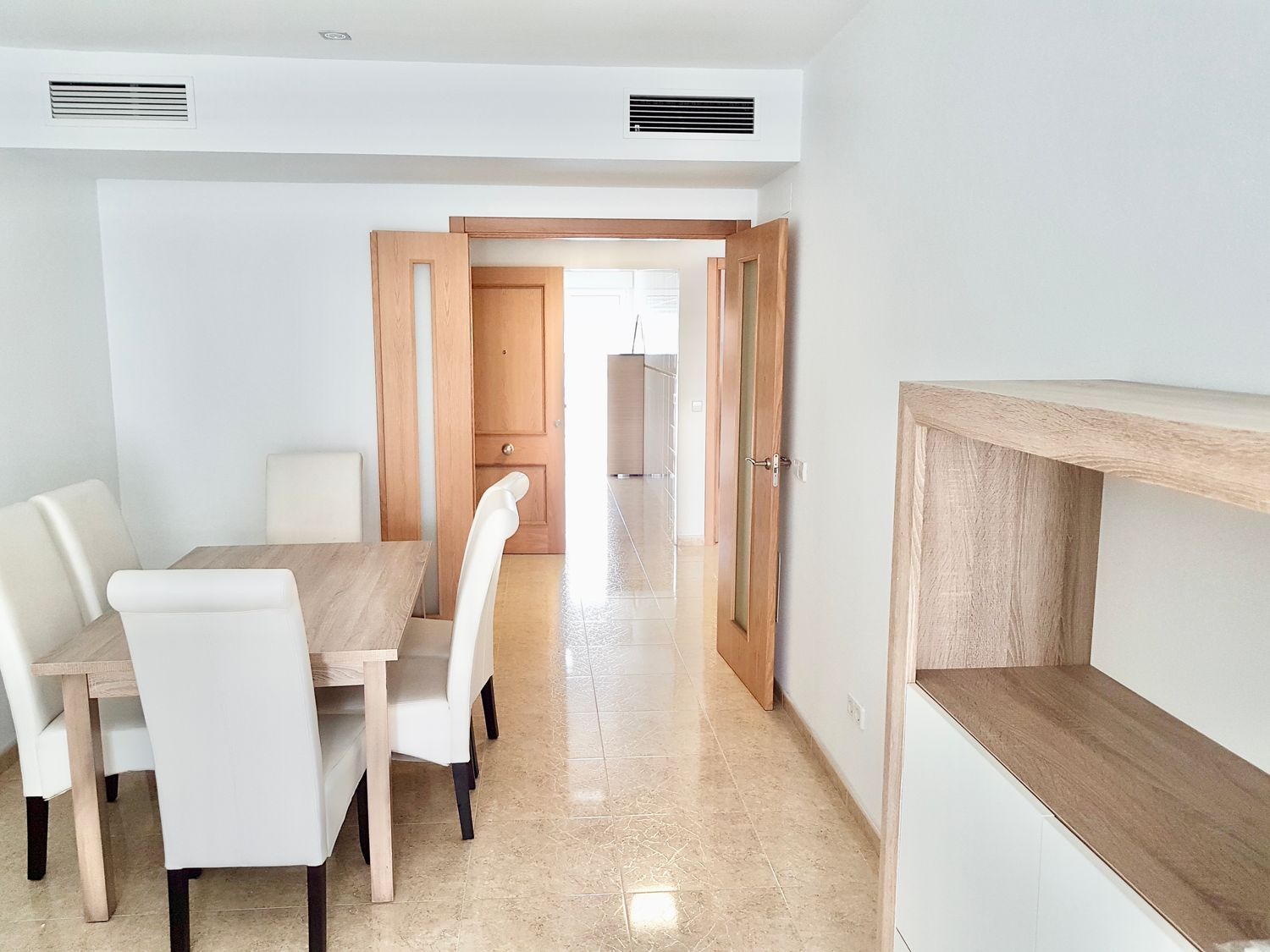 Piso en avenida Don Juan de Borbón, 202 - Foto 4