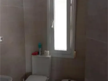 Piso en barrio - Foto 3