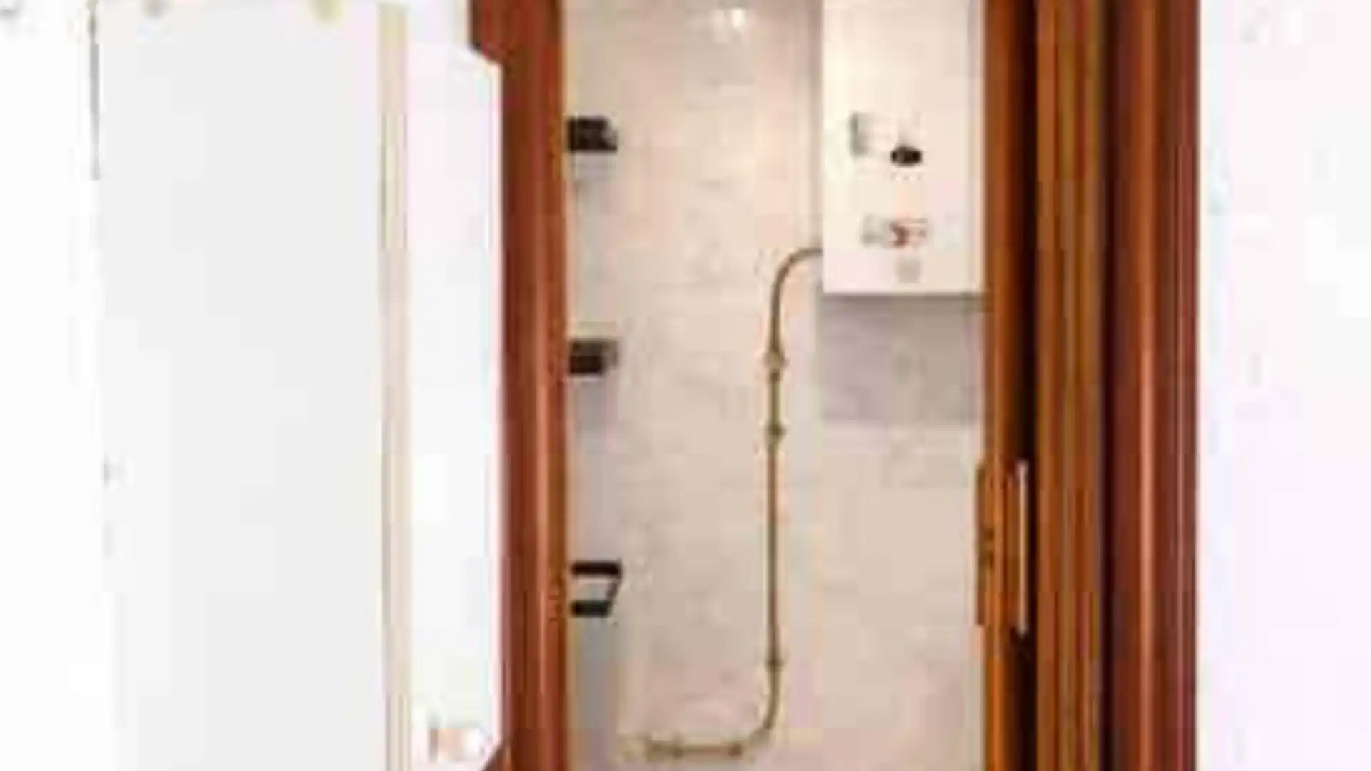 Local comercial en Cornella de Llobregat, La Gavarra - Foto 4