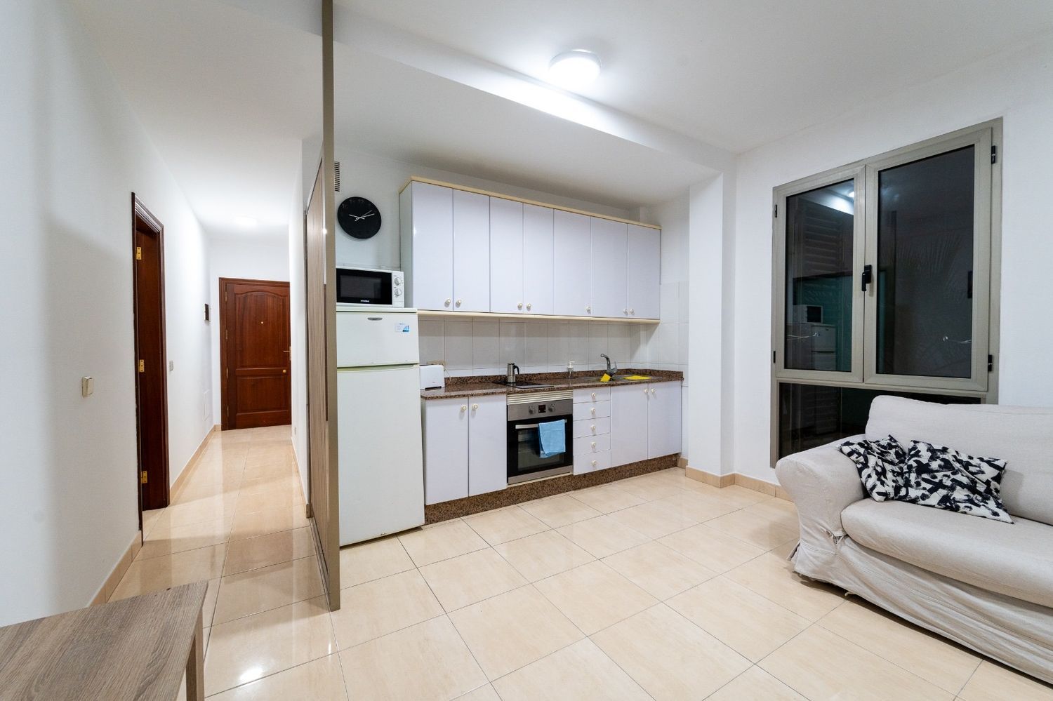 Piso en calle Gomera, 9 - Foto 2