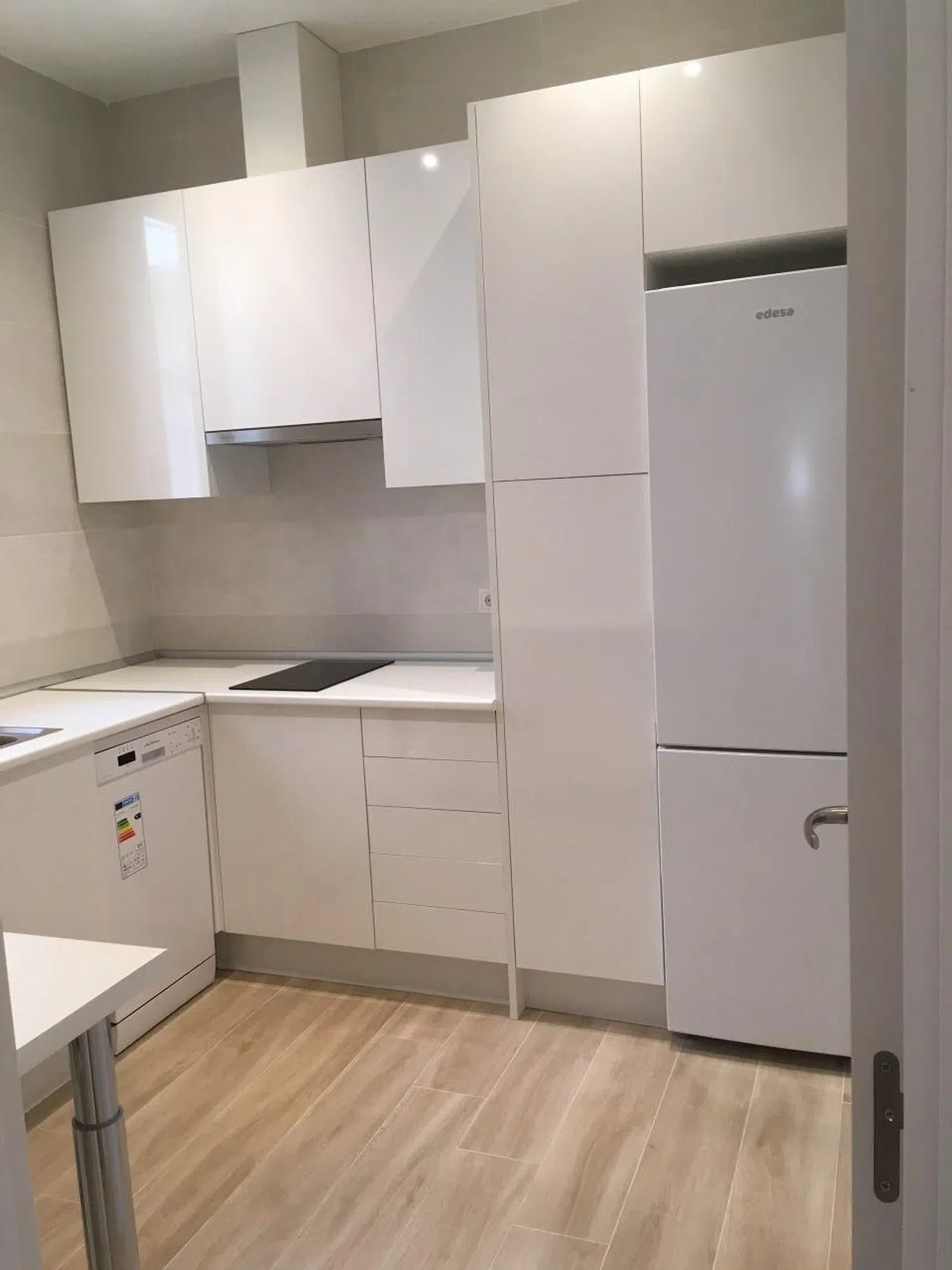 Piso en calle de Navas del Rey, 51 - Foto 1