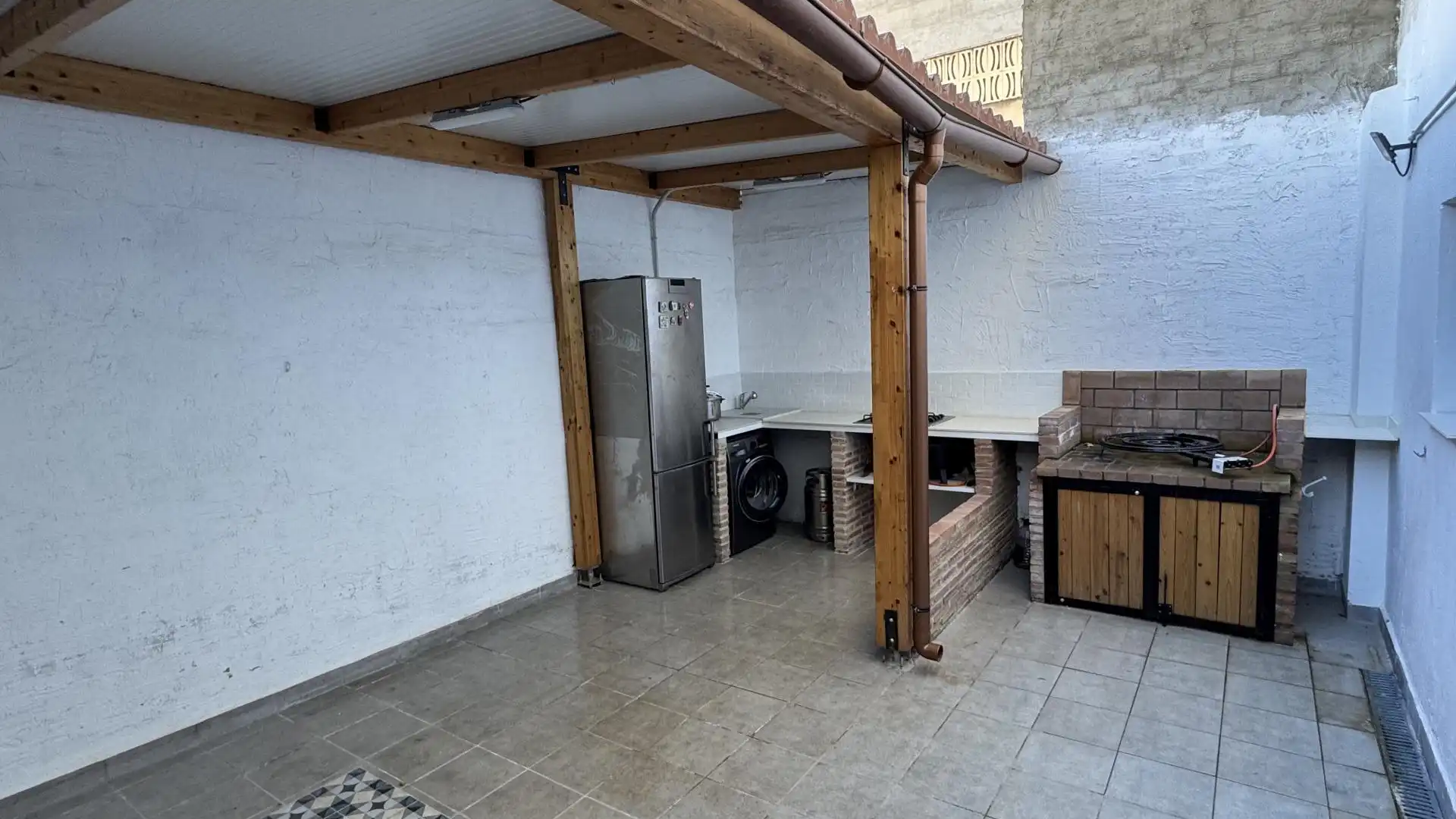 Planta baja en  Carrer Alfara del Patriarca 1 - Foto 1