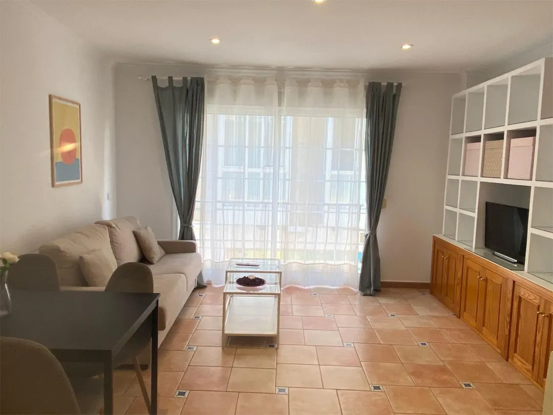 Piso en  Calle Francisco Cano 62 - Foto 2