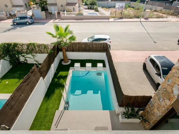 Casa o chalet independiente en Calle Cabo de la Nao, 20, Lomas de Cabo Roig - Foto 18
