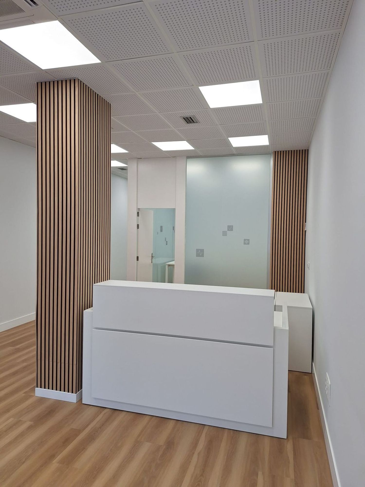 Local en calle de Emilio Muñoz, 43 - Foto 4