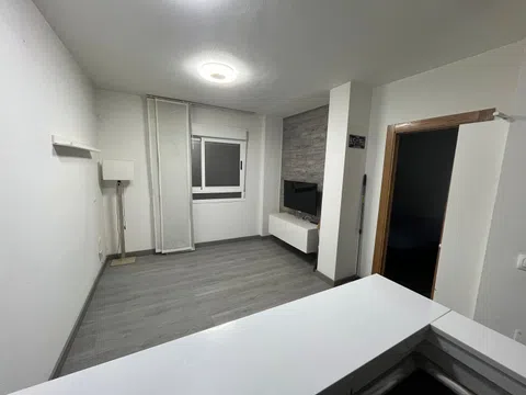 Piso en calle Iniestas, 5