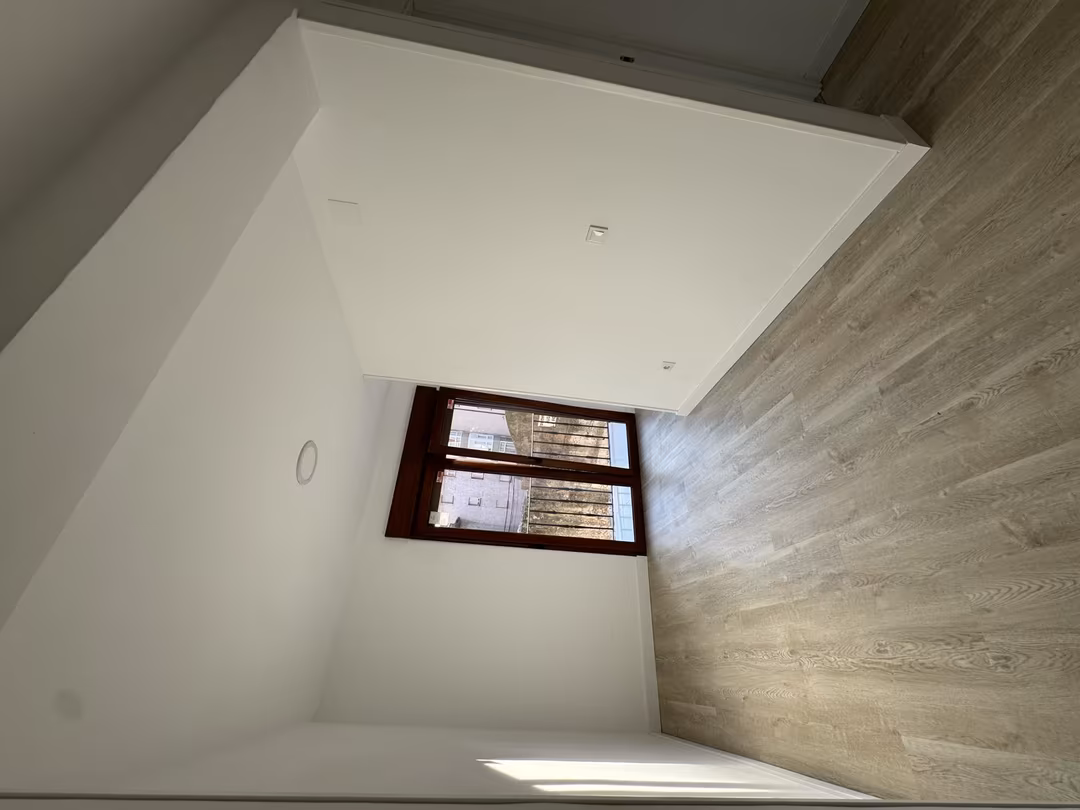 Piso en  Calle Jean León 9 - Foto 1