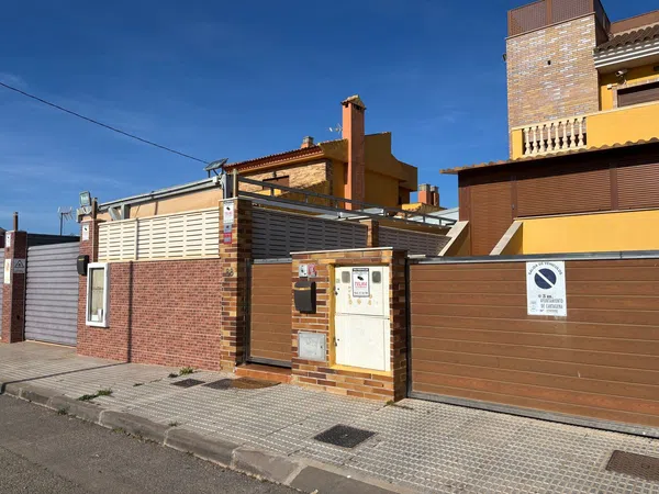 Chalet pareado en Calle Río Segre, 90, Los Belones - Foto 2